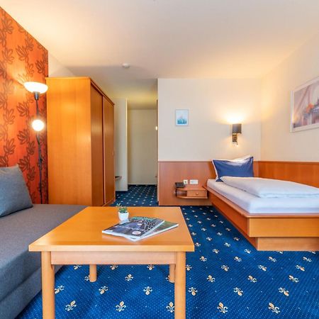Hotel Tia Monte נאודרס מראה חיצוני תמונה