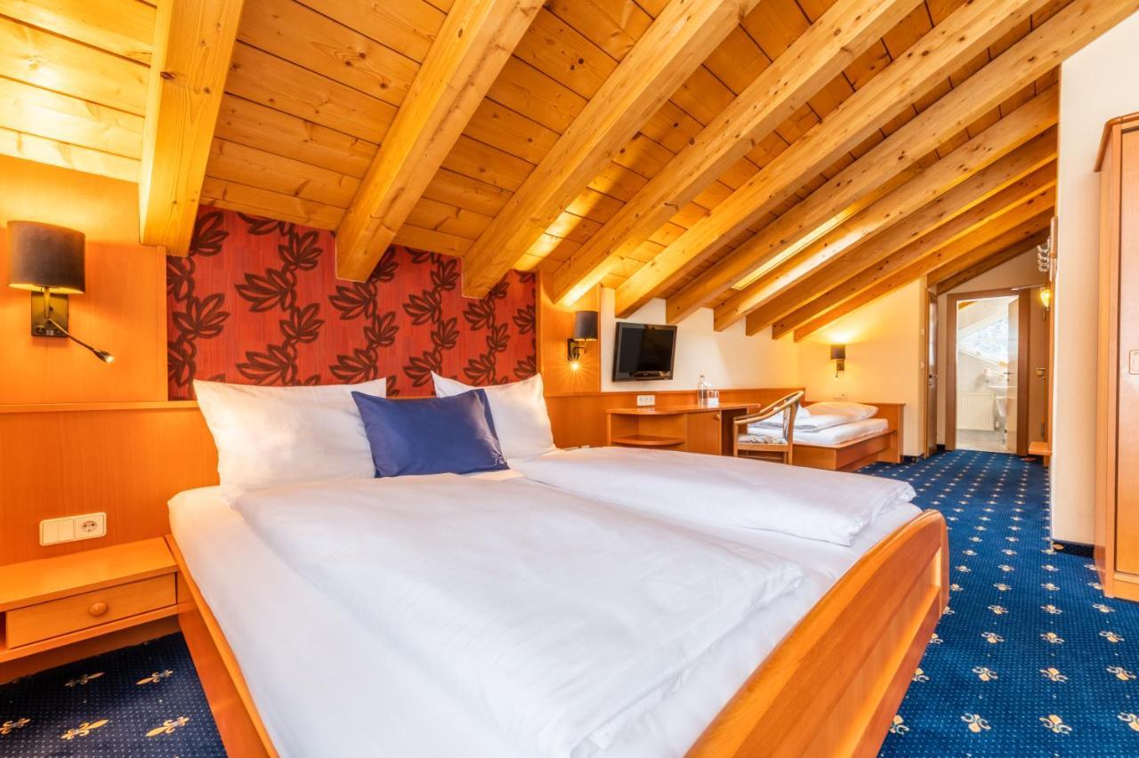Hotel Tia Monte נאודרס מראה חיצוני תמונה