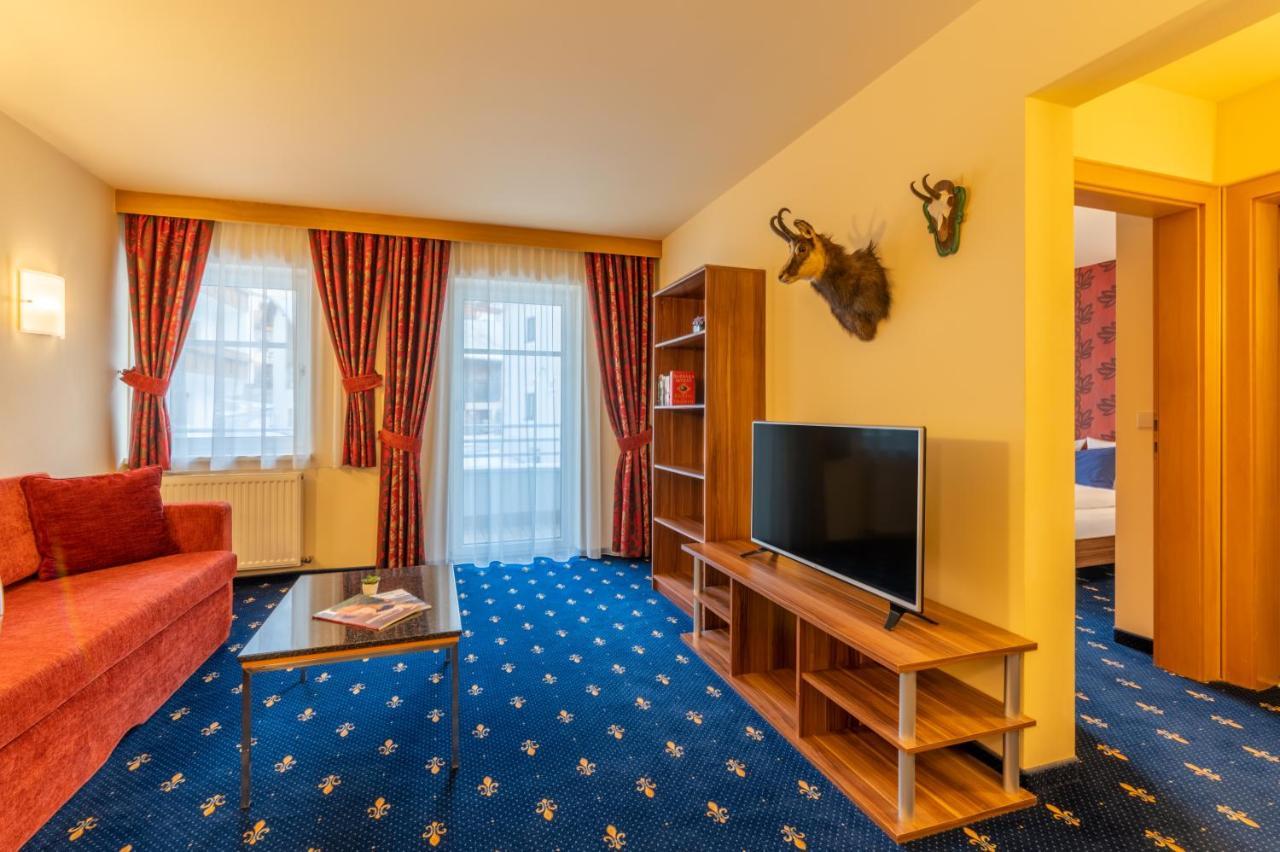 Hotel Tia Monte נאודרס מראה חיצוני תמונה