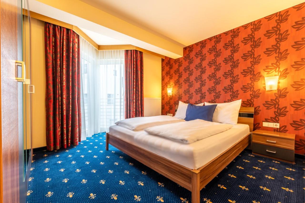 Hotel Tia Monte נאודרס מראה חיצוני תמונה